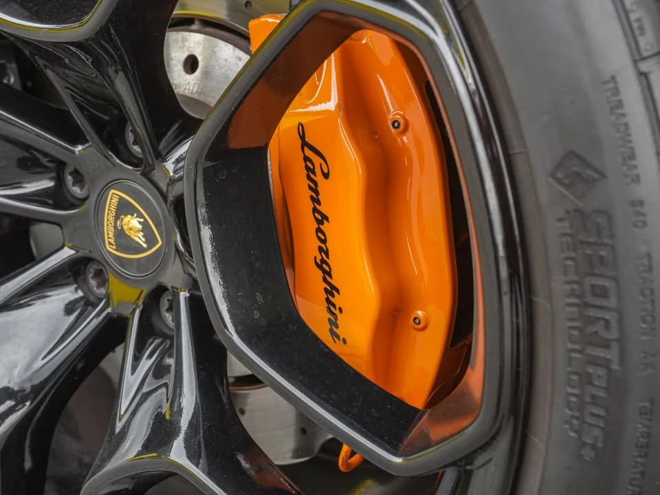 2017 Lamborghini Huracan LP580-2 - Image 9 of 14