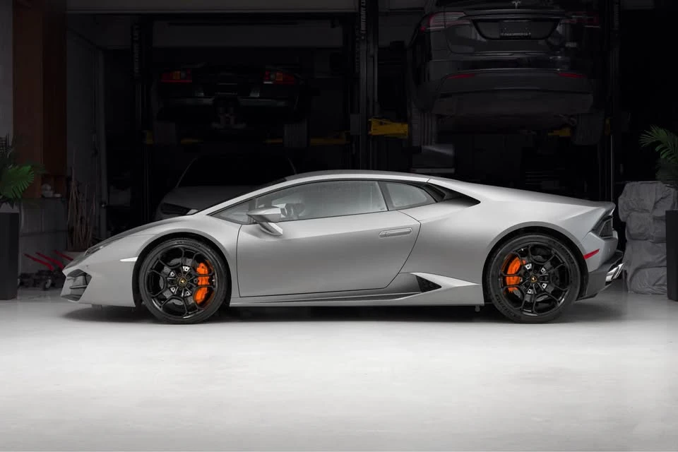 2017 Lamborghini Huracan LP580-2 - Image 4 of 19