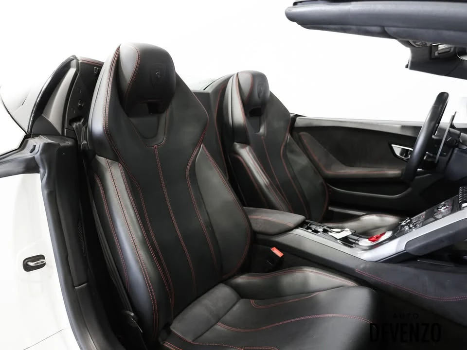 2017 Lamborghini Huracan LP580-2 - Image 7 of 15