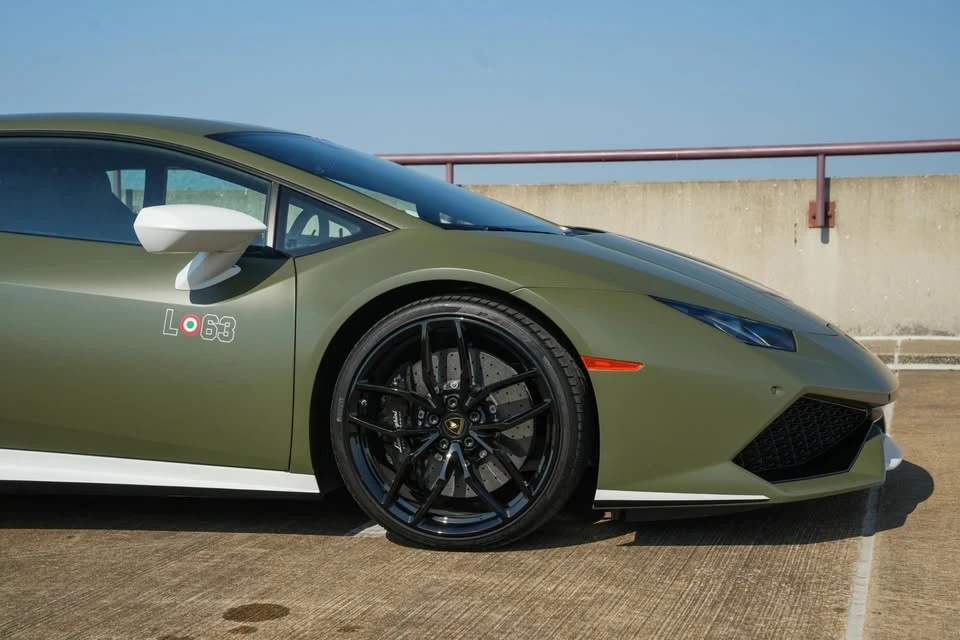 2017 Lamborghini Huracan LP610-4 - Image 14 of 16