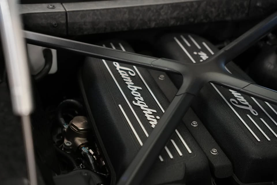 2017 Lamborghini Huracan LP610-4 - Image 13 of 16