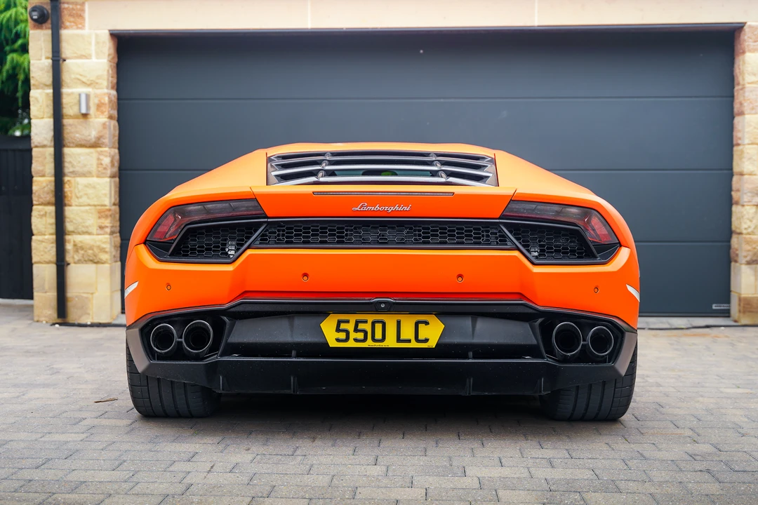 2017 Lamborghini Huracan LP580-2 - Image 6 of 31