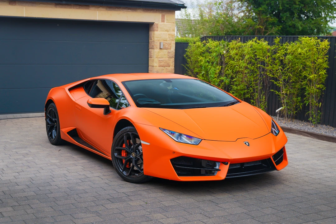 2017 Lamborghini Huracan LP580-2 - Image 10 of 31