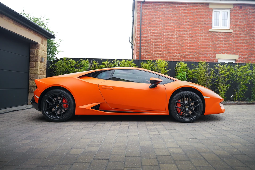 2017 Lamborghini Huracan LP580-2 - Image 8 of 31