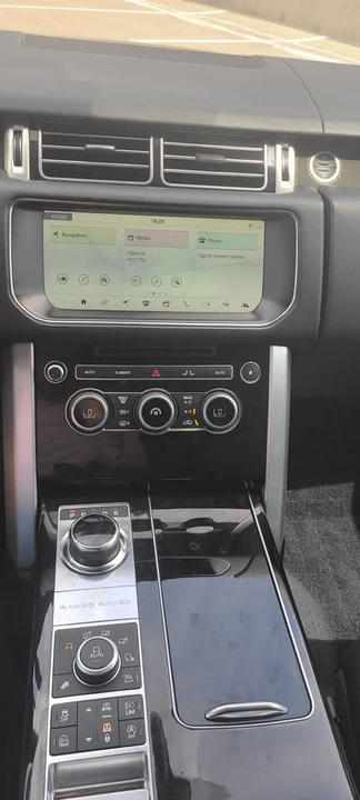 2017 Land Rover Range Rover L405 - Image 9 of 10