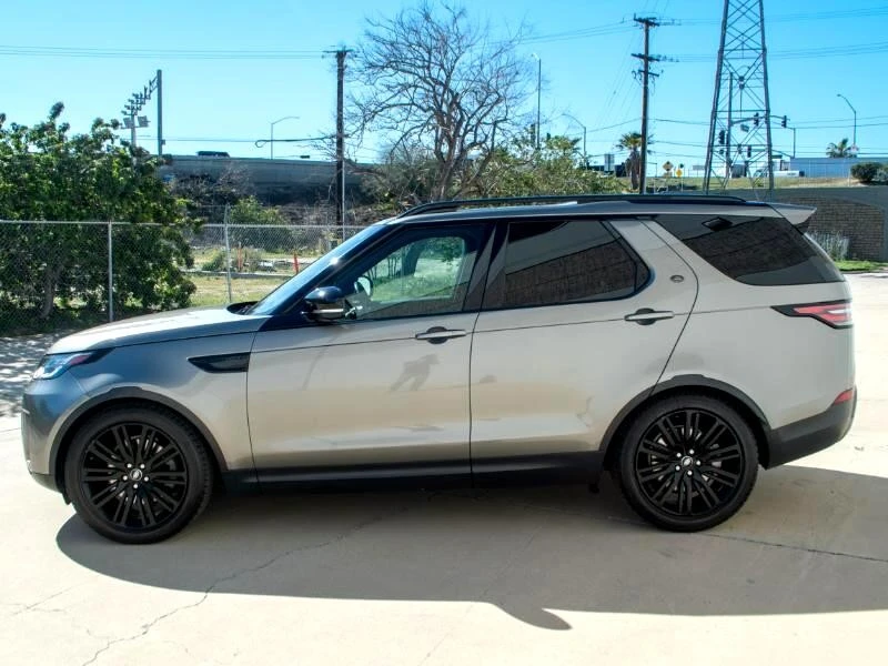 2017 Land Rover Discovery 5th Gen - Image 12 of 21