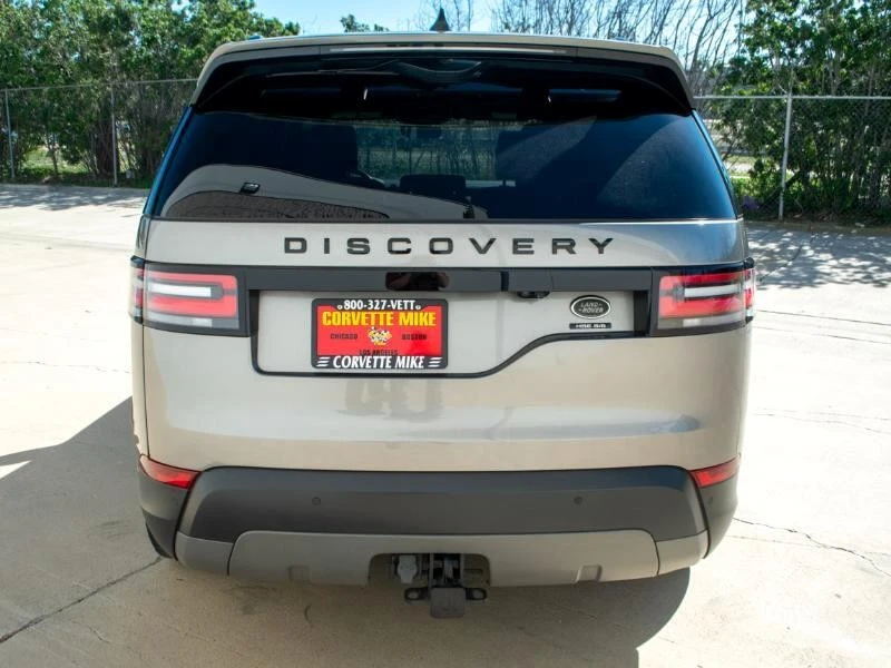2017 Land Rover Discovery 5th Gen - Image 14 of 21