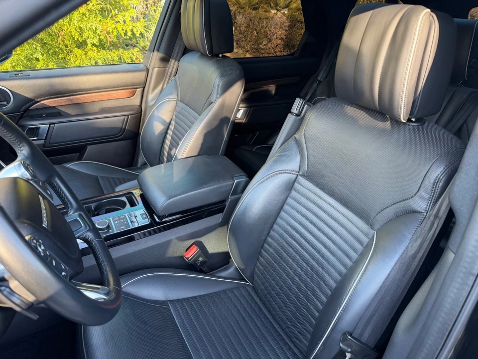 2017 Land Rover Discovery 5th Gen - Image 8 of 21