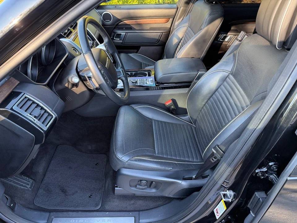 2017 Land Rover Discovery 5th Gen - Image 6 of 21