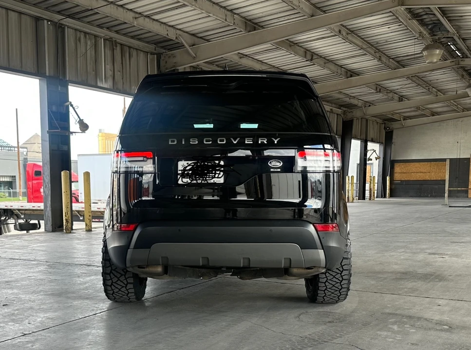 2017 Land Rover Discovery 5th Gen - Image 18 of 21