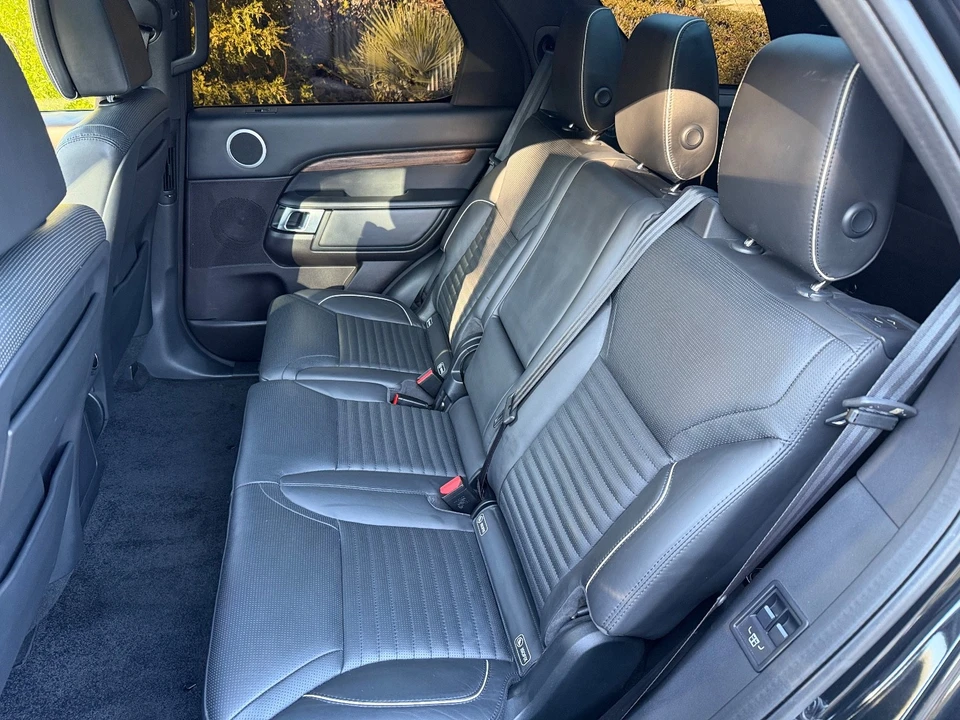 2017 Land Rover Discovery 5th Gen - Image 7 of 21