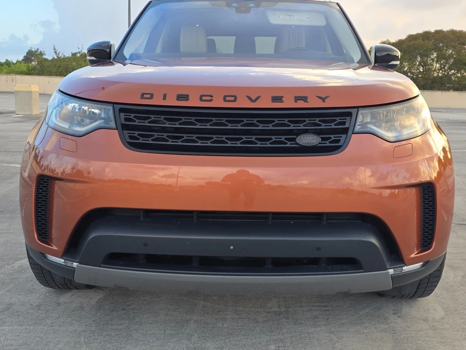 2017 Land Rover Discovery 5th Gen - Image 11 of 21