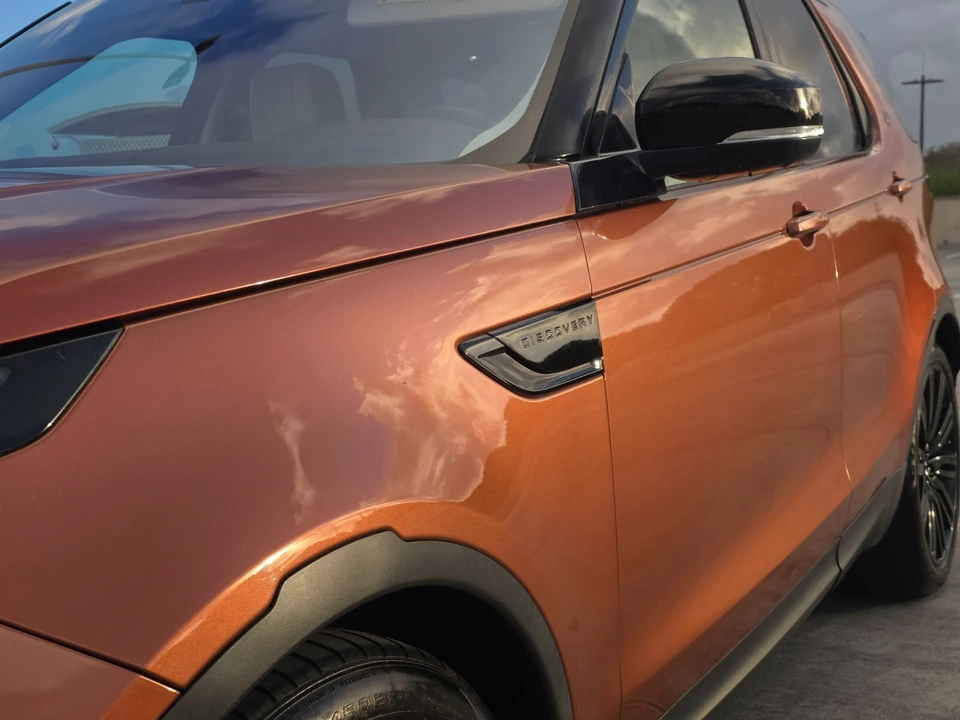 2017 Land Rover Discovery 5th Gen - Image 3 of 21