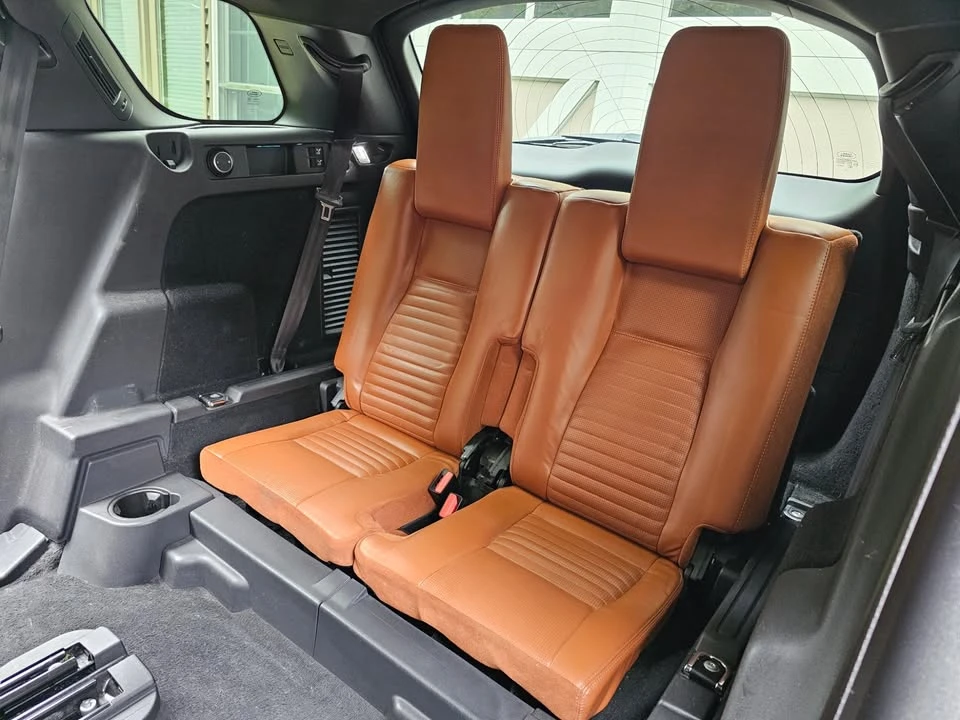 2017 Land Rover Discovery 5th Gen - Image 14 of 20