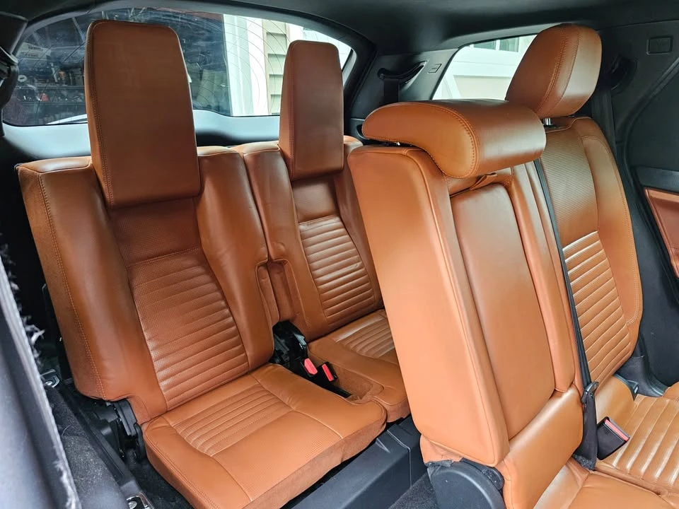 2017 Land Rover Discovery 5th Gen - Image 15 of 20
