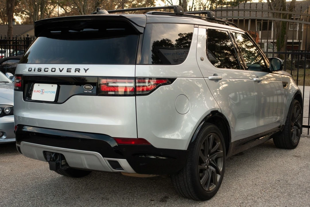 2017 Land Rover Discovery 5th Gen - Image 7 of 12