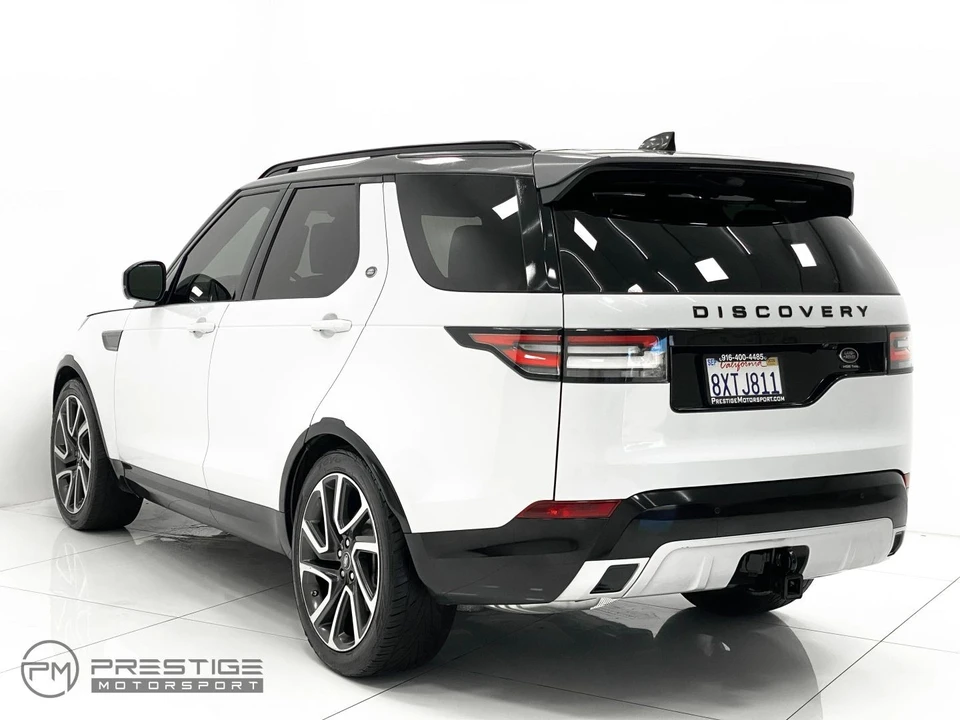 2017 Land Rover Discovery 5th Gen - Image 8 of 31