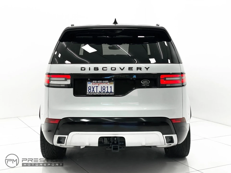 2017 Land Rover Discovery 5th Gen - Image 28 of 31