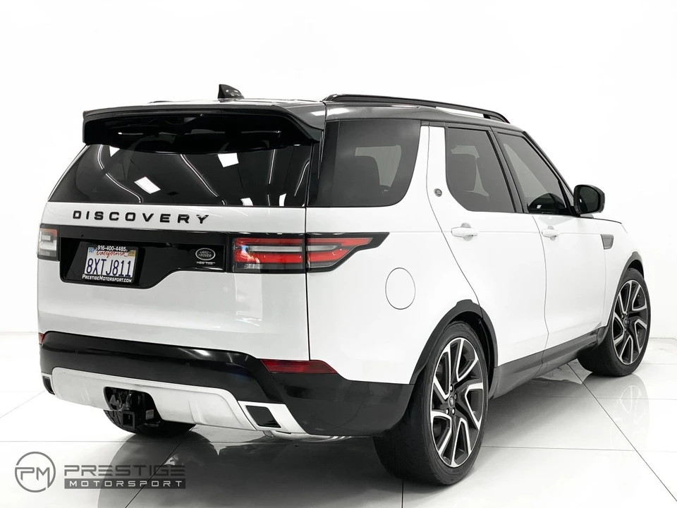 2017 Land Rover Discovery 5th Gen - Image 6 of 31