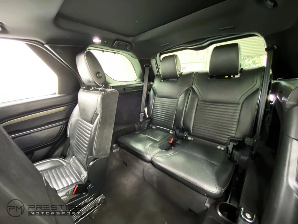 2017 Land Rover Discovery 5th Gen - Image 24 of 31