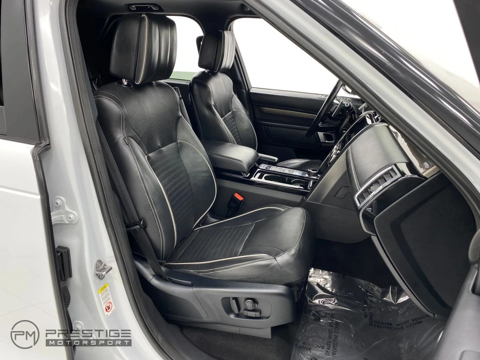 2017 Land Rover Discovery 5th Gen - Image 16 of 31