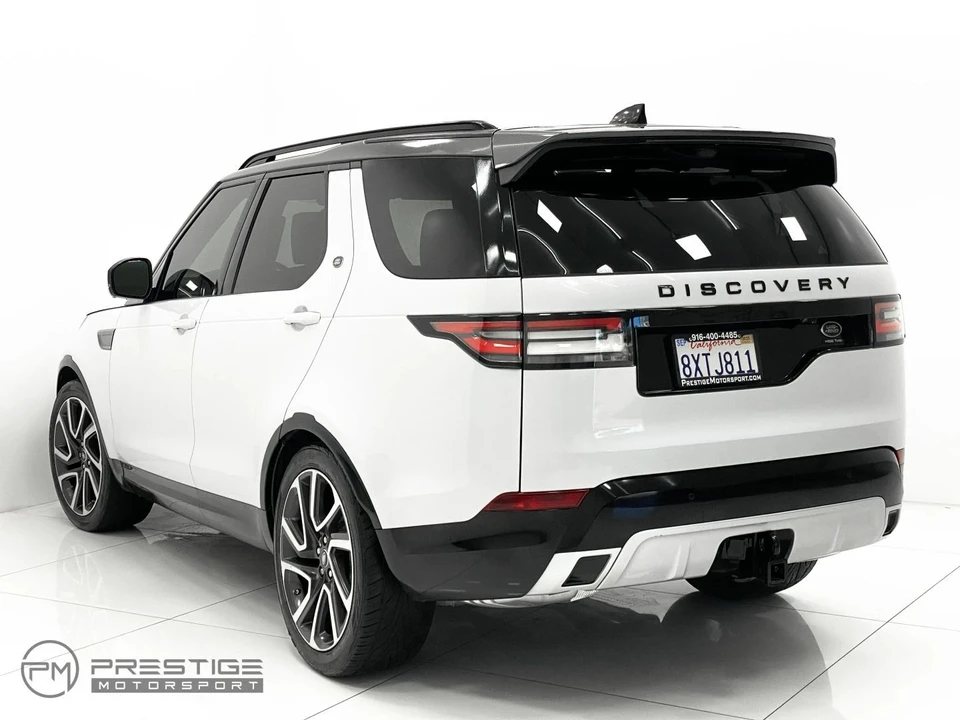 2017 Land Rover Discovery 5th Gen - Image 4 of 21