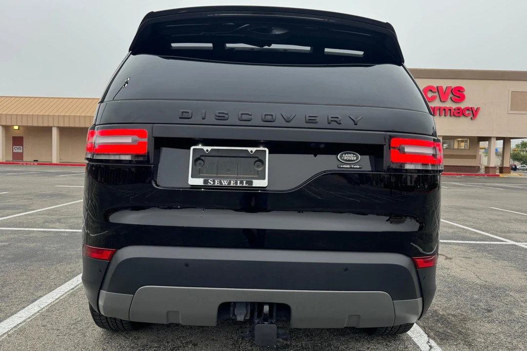 2017 Land Rover Discovery 5th Gen - Image 5 of 31