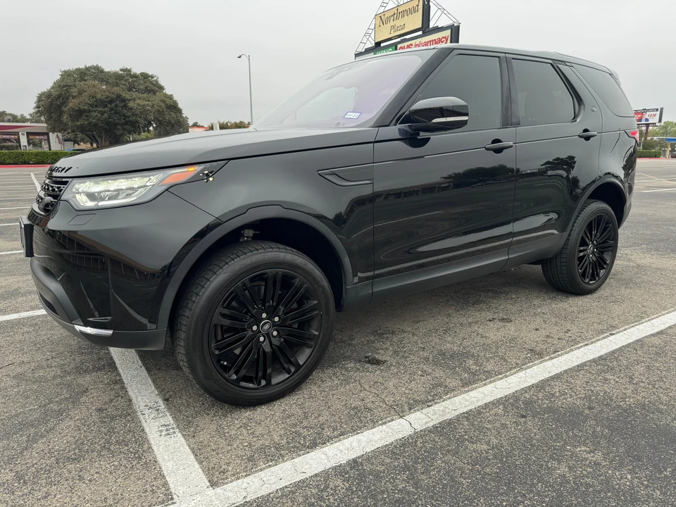 2017 Land Rover Discovery 5th Gen - Image 6 of 31