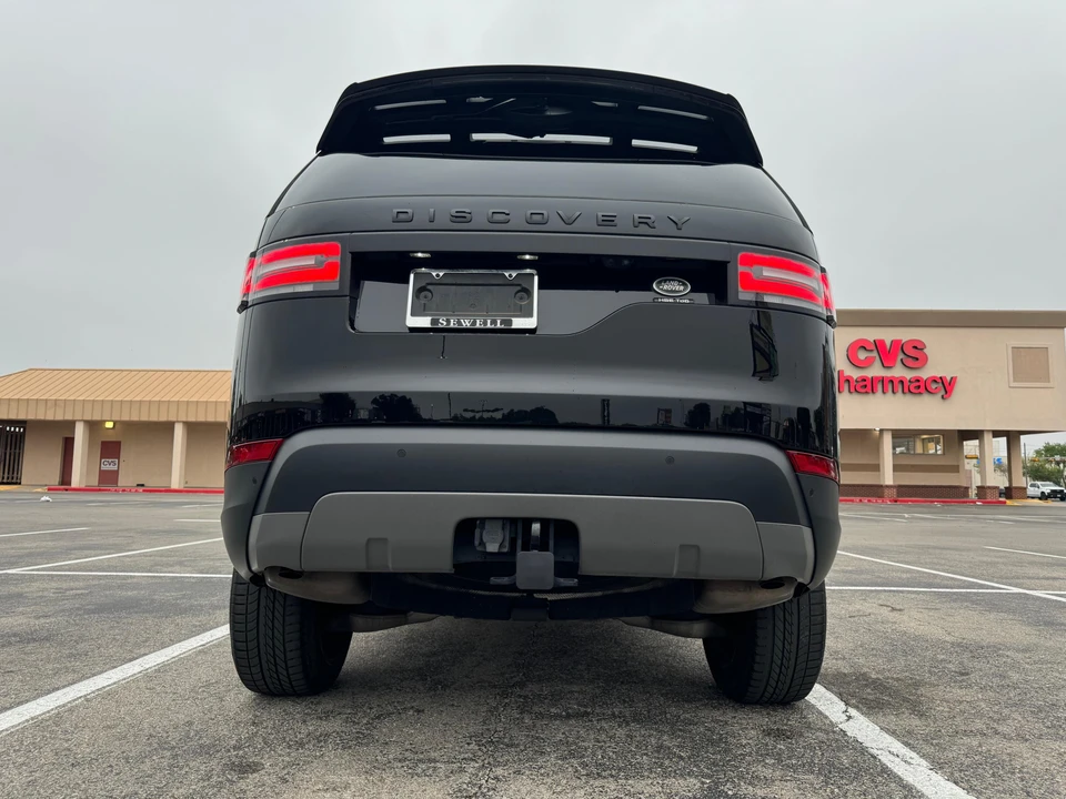 2017 Land Rover Discovery 5th Gen - Image 8 of 31