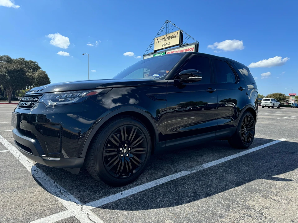 2017 Land Rover Discovery 5th Gen - Image 16 of 31