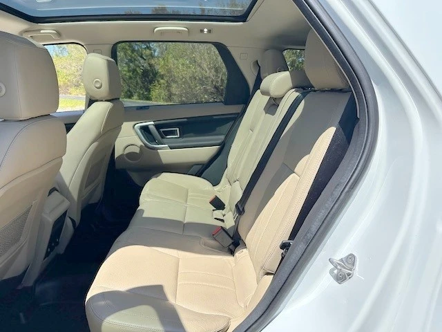2017 Land Rover Discovery 5th Gen - Image 3 of 6