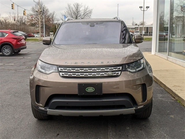 2017 Land Rover Discovery 5th Gen - Image 3 of 12