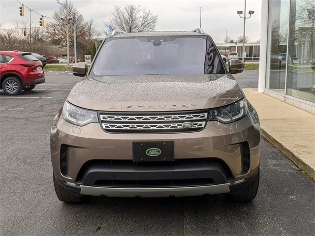 2017 Land Rover Discovery 5th Gen - Image 3 of 12
