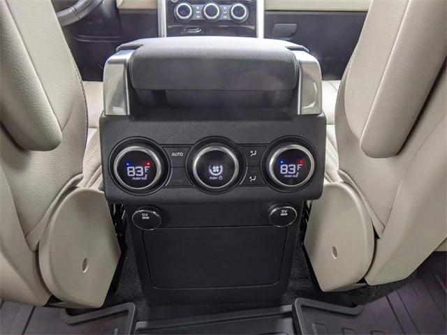 2017 Land Rover Discovery 5th Gen - Image 15 of 21