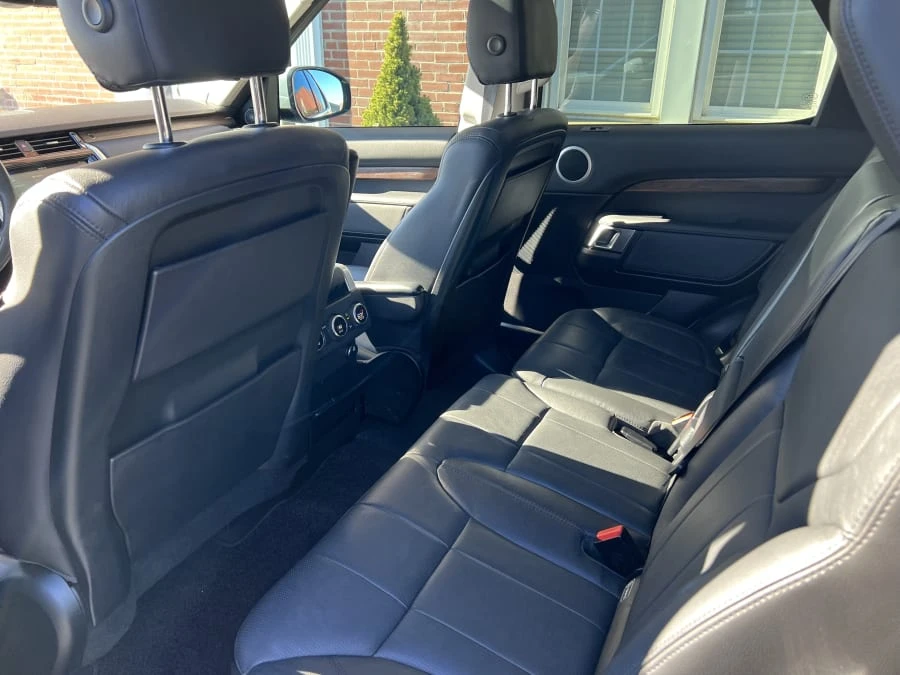 2017 Land Rover Discovery 5th Gen - Image 10 of 12