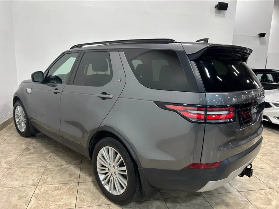 2017 Land Rover Discovery 5th Gen - Image 6 of 15