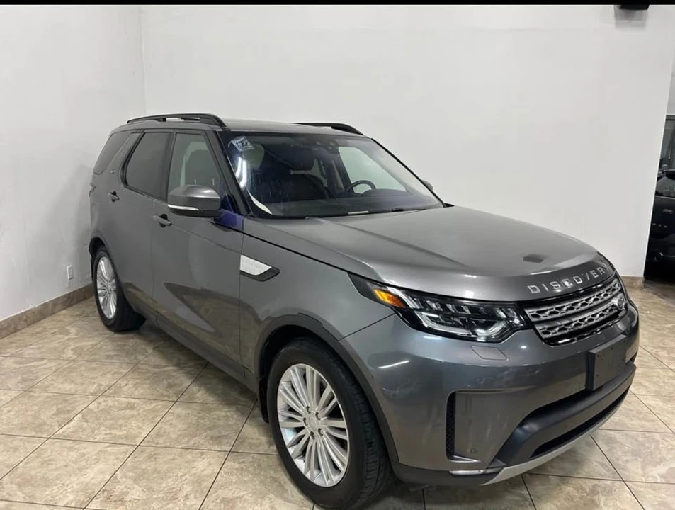 2017 Land Rover Discovery 5th Gen - Image 4 of 15