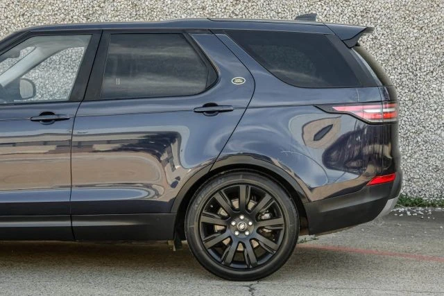 2017 Land Rover Discovery 5th Gen - Image 15 of 21