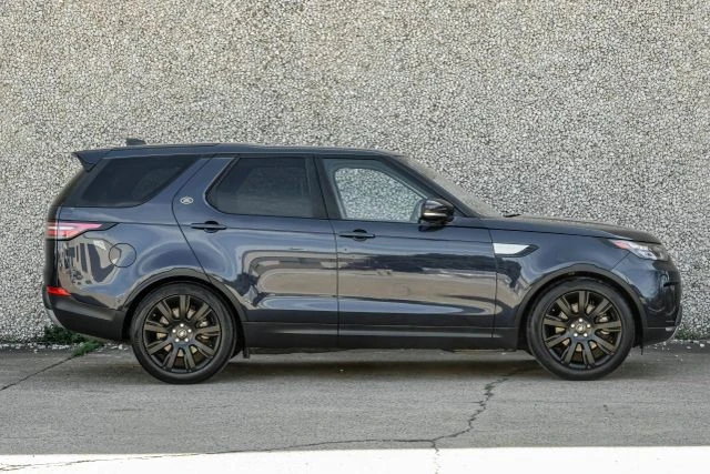 2017 Land Rover Discovery 5th Gen - Image 9 of 21
