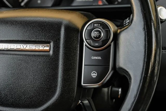2017 Land Rover Discovery 5th Gen - Image 21 of 21