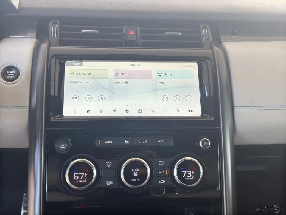 2017 Land Rover Discovery 5th Gen - Image 17 of 21