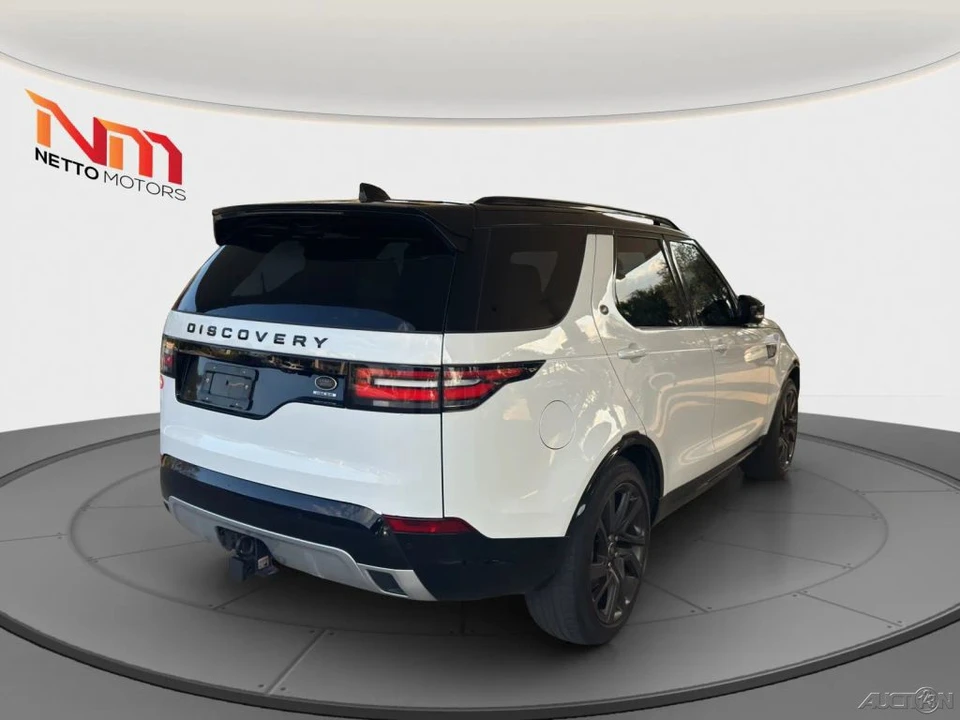2017 Land Rover Discovery 5th Gen - Image 5 of 21