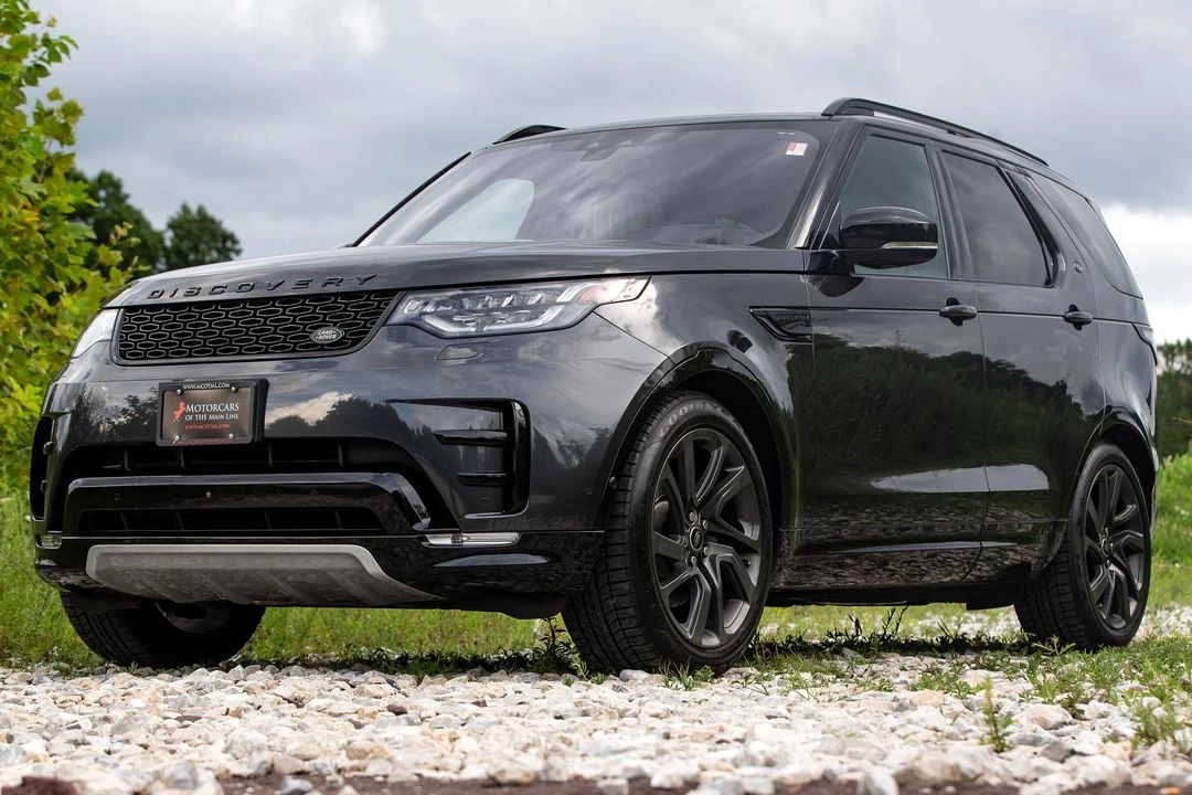 2017 Land Rover Discovery 5th Gen - Image 11 of 31