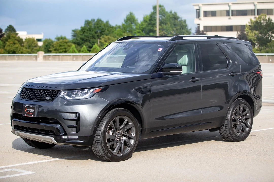 2017 Land Rover Discovery 5th Gen - Image 15 of 31