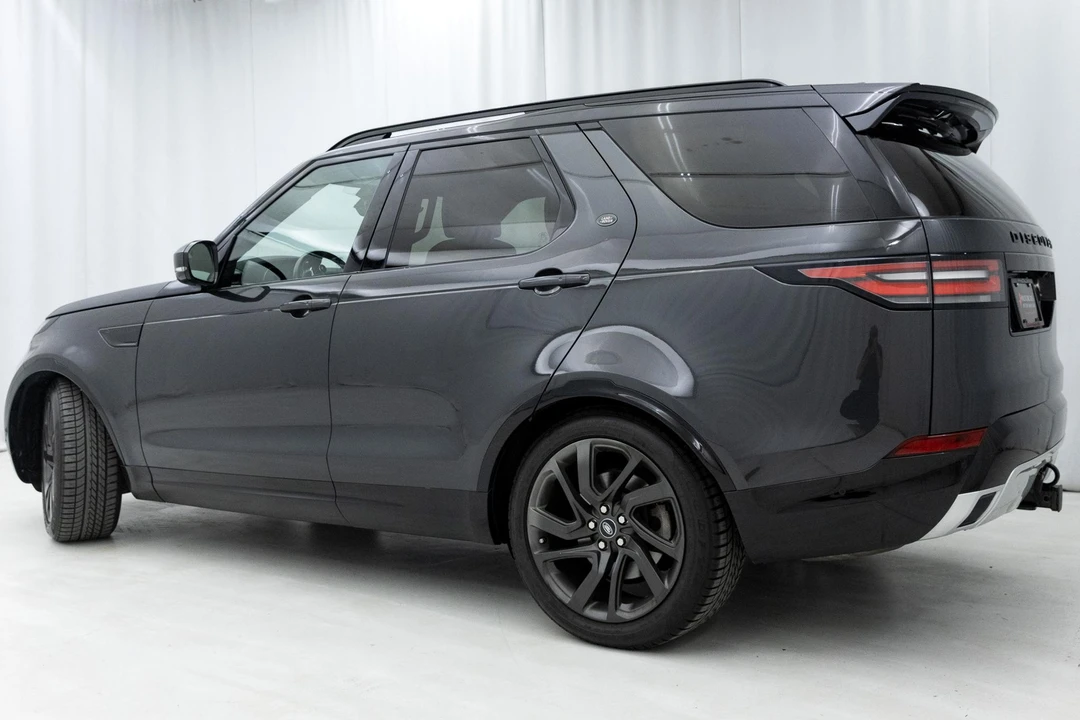 2017 Land Rover Discovery 5th Gen - Image 18 of 31