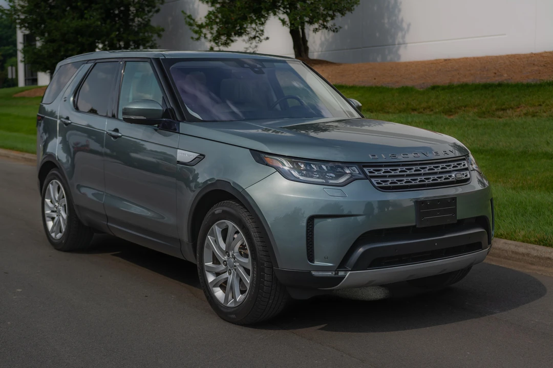 2017 Land Rover Discovery 5th Gen - Image 19 of 31