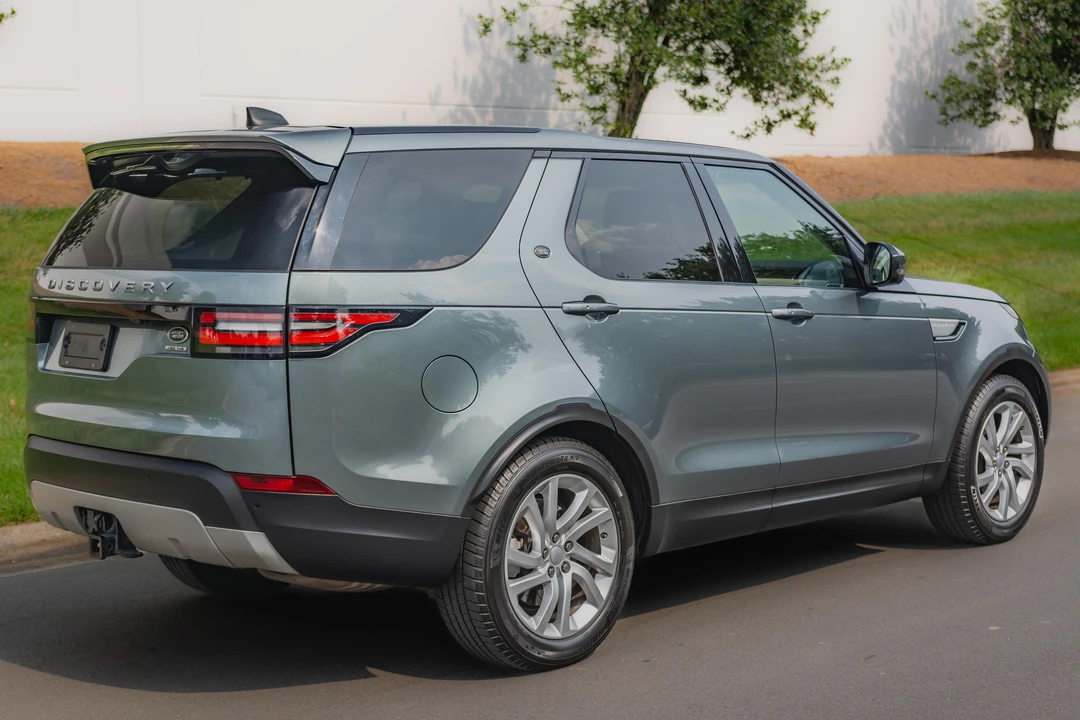 2017 Land Rover Discovery 5th Gen - Image 18 of 31