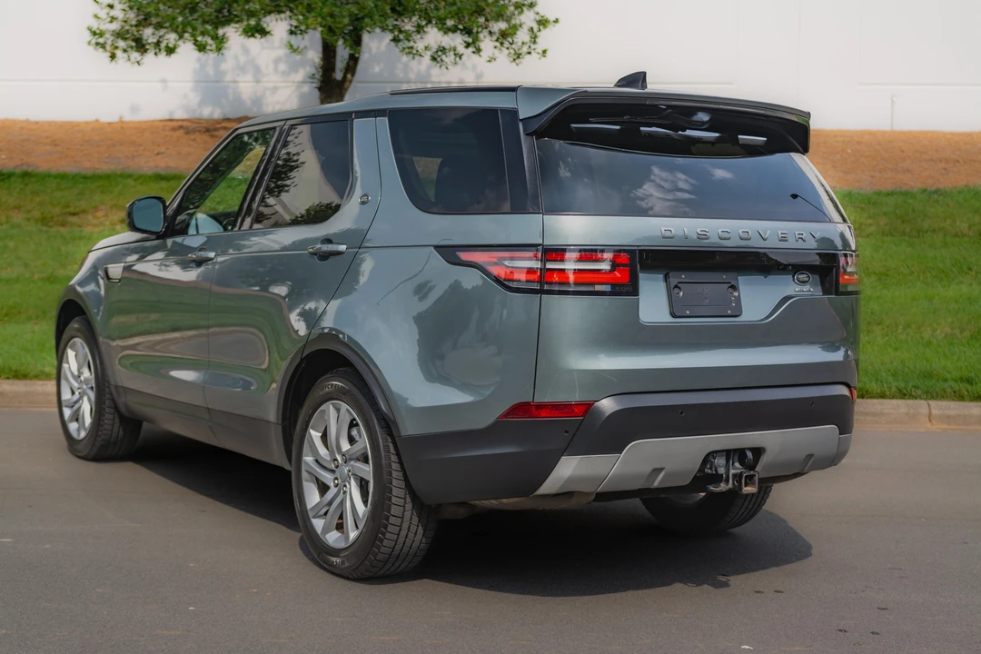 2017 Land Rover Discovery 5th Gen - Image 15 of 31