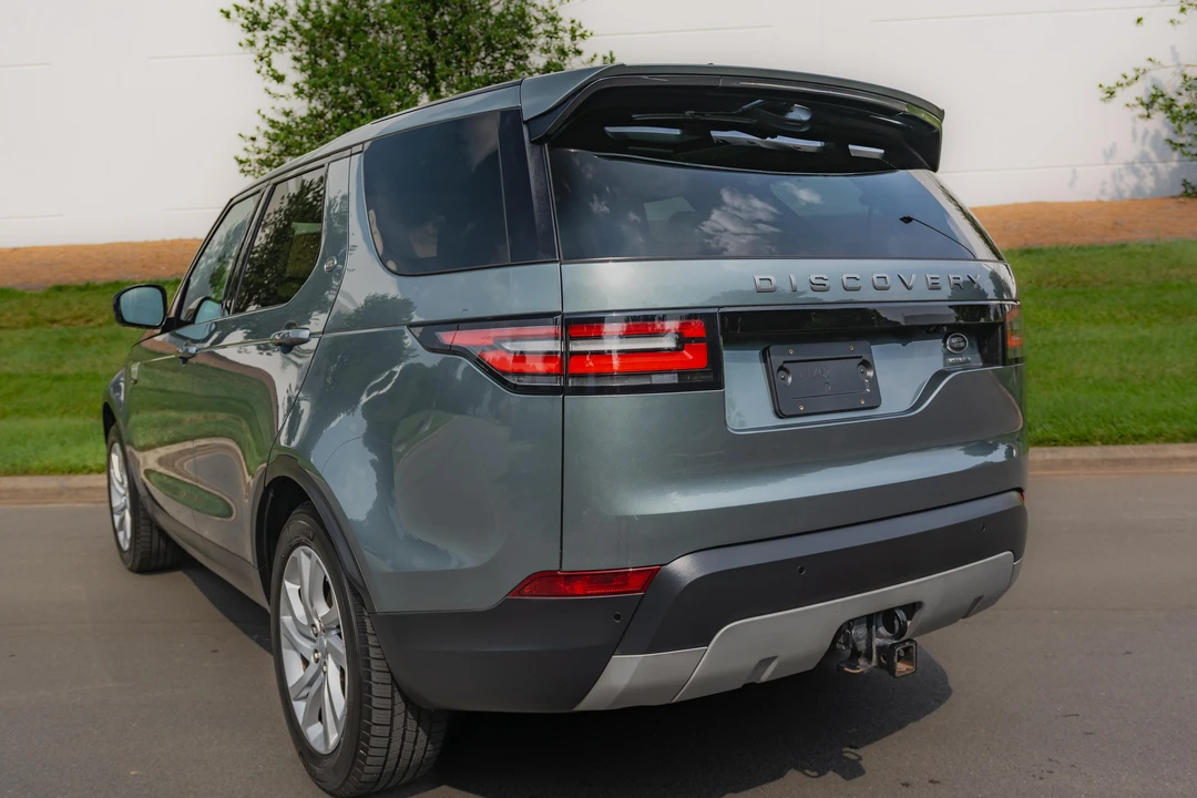2017 Land Rover Discovery 5th Gen - Image 16 of 31