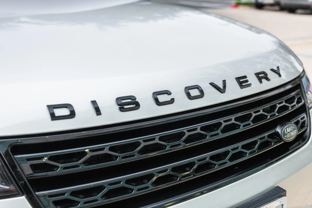 2017 Land Rover Discovery 5th Gen - Image 12 of 31